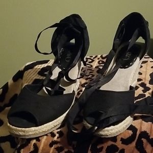 Black/Natural wedge heel